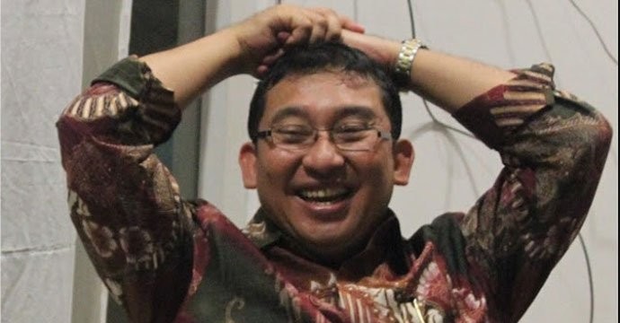 Fadli Zon Soal Kartu Pra Kerja : Kadaluarsa