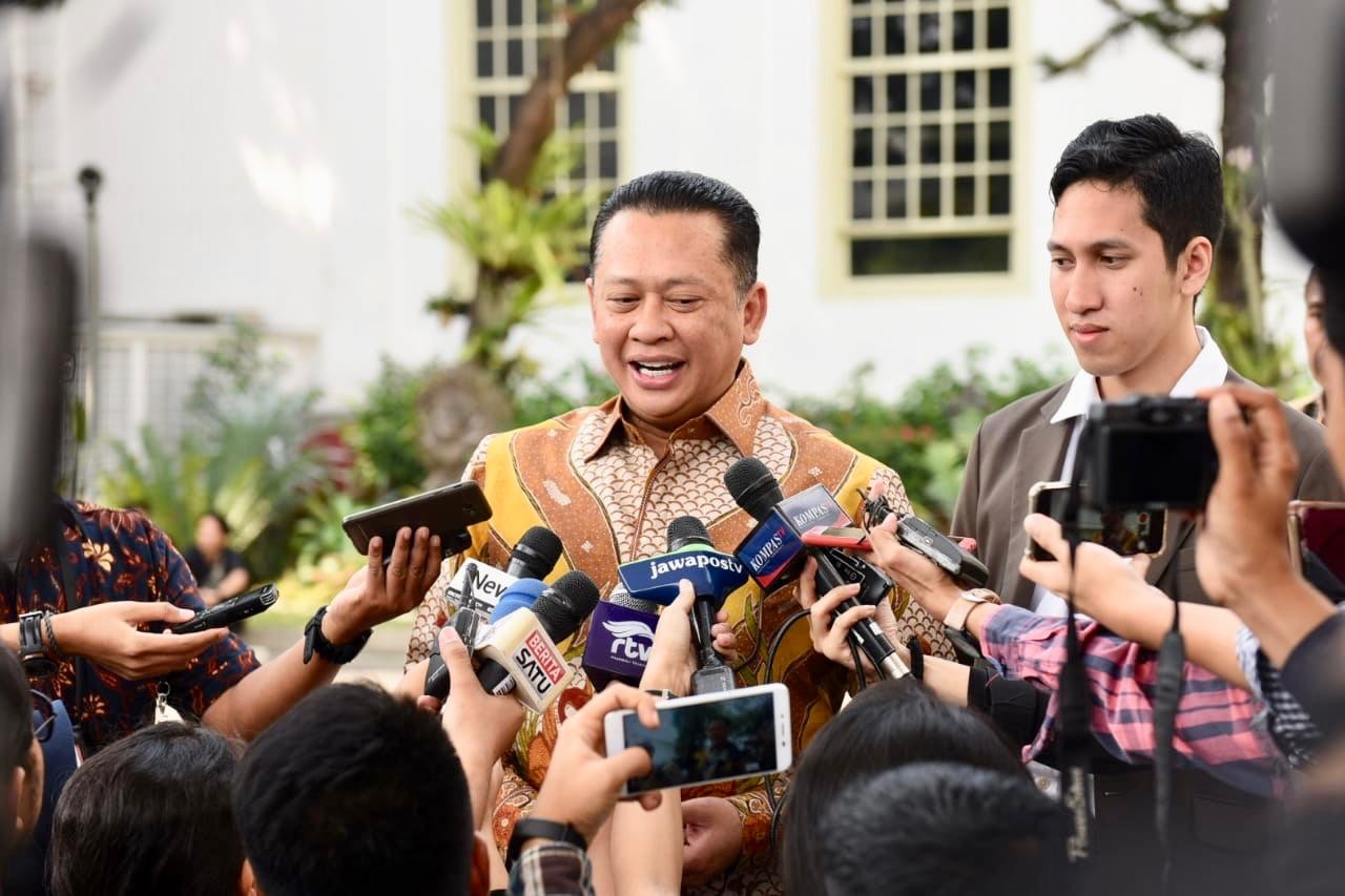 Temui Jokowi di Istana, Bamsoet: Tidak Bicarakan Munas Golkar