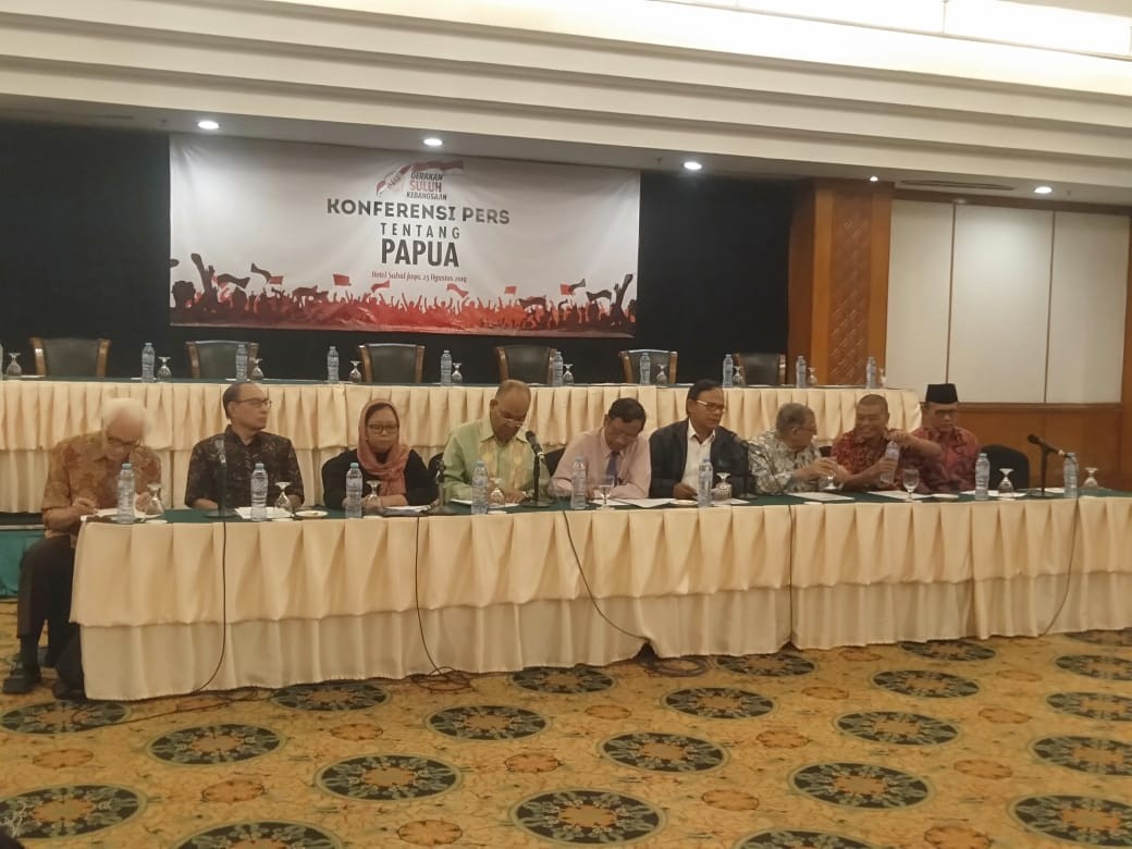 Simon Patrice: Masalah Papua Adalah Soal Kesenjangan Ekonomi dan HAM