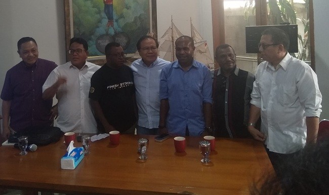 RR Sarankan Penyaluran Dana Otsus Papua Via ATM