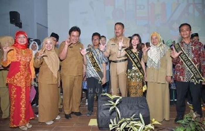 Kukuhkan Pemenang Duta Baca, Suhup: Minat Baca Masyarakat Kabupaten Bekasi Tidak Rendah