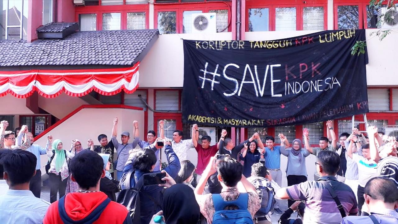 Akademisi Unair : Jangan Biarkan Koruptor Berpesta!