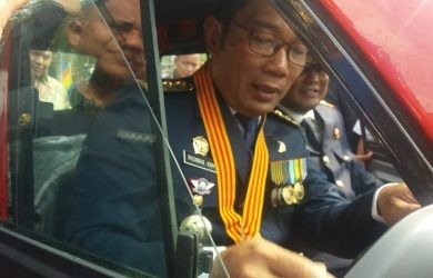 Naik Mobil Kancil, Kang Emil: Setiap Daerah Harus Punya Angkutan Ramah Lingkungan