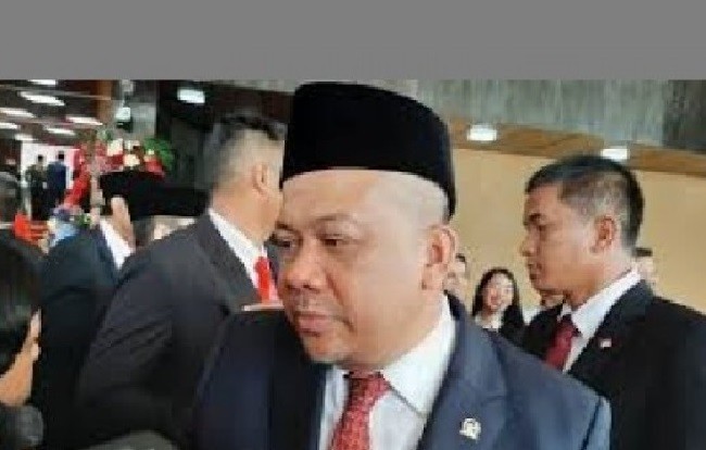 Fahri Hamzah Minta Aparat Selidiki Motif Pembakaran Motor Wartawan