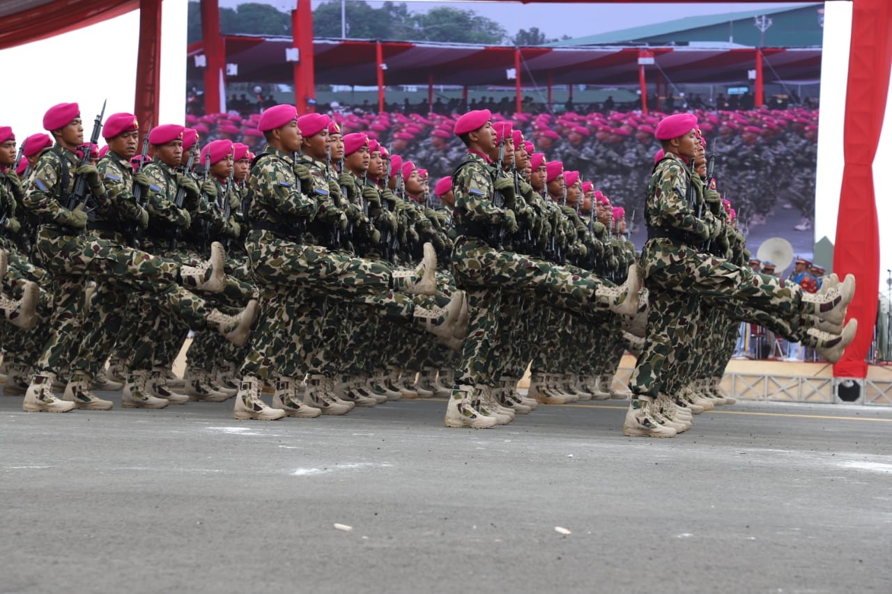 Panglima TNI Saksikan Gladi Bersih Upacara HUT ke-74 TNI