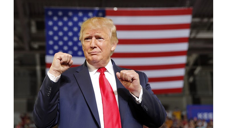 Donald Trump Kirim Menteri Transportasi AS ke Pelantikan Jokowi