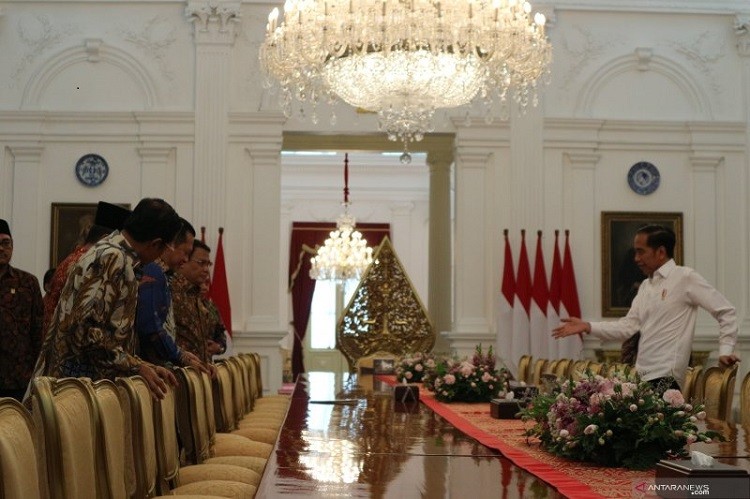 Matangkan Acara Pelantikan Presiden, Pimpinan MPR Bertemu Jokowi