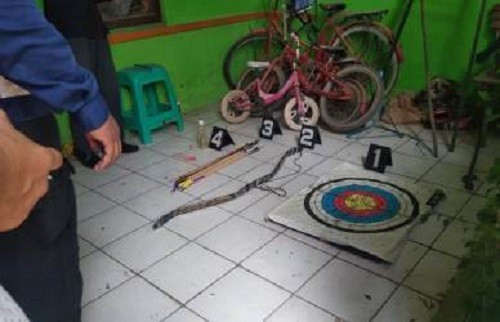 Geledah Rumah Terduga Teroris di Kabupaten Bekasi, Densus Antiteror Amankan Buku Jihad