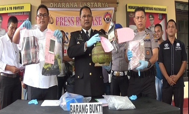 Seorang PNS Dibunuh Dengan Sadis, Pelaku Didor Tim Opsnal 
