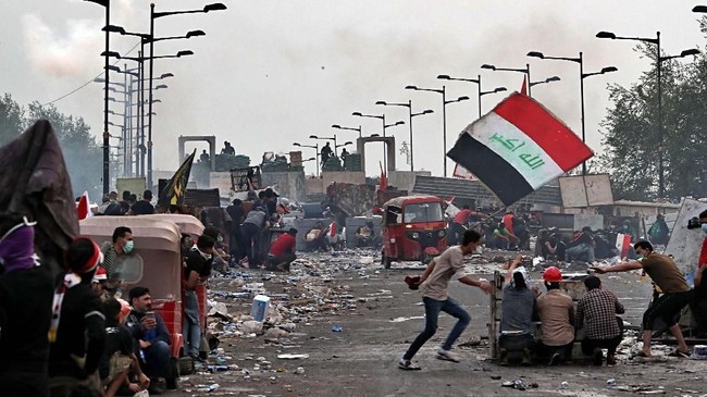 Situasi Irak Memanas, Demonstran Blokir Pelabuhan Umm Qasr