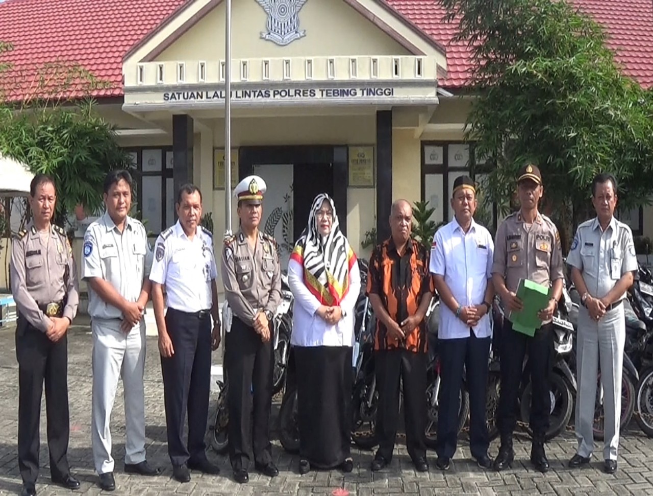 Konferensi Pers, 1.600 Pelanggar Terjaring Operasi Zebra Toba 2019 Polres Tebing Tinggi