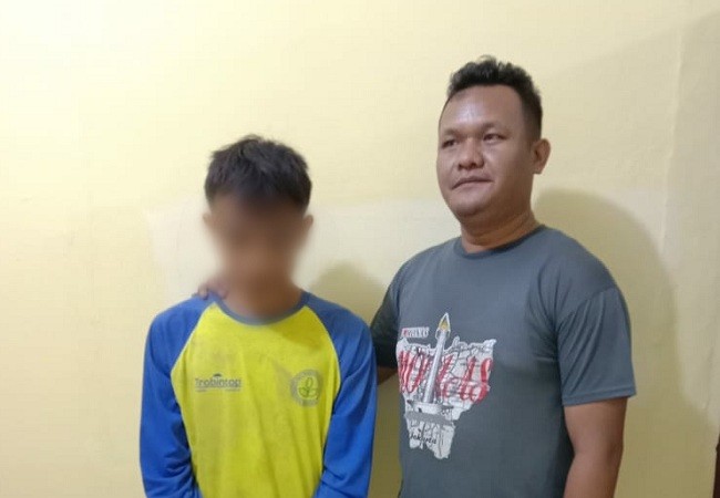 Apes! Asyik Pesta Sabu Digrebek Polisi, Warga Tanjung Beringgin Diamankan
