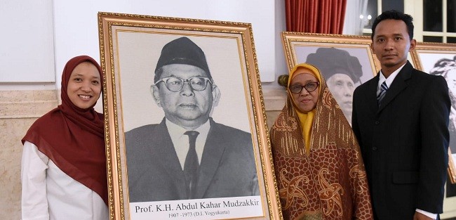 Dari Ruhana Kuddus Sampai Kahar Mudzakkir Ditetapkan Sebagai Pahlawan Nasional