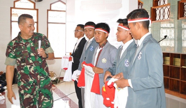 Pelajar Di Ponpes Al-Islah Bondowoso Dibekali Wawasan Kebangsaan