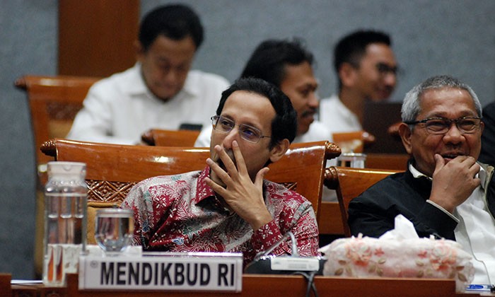 Menteri Pendidikan Nadim Raker Dengan Komisi X DPR