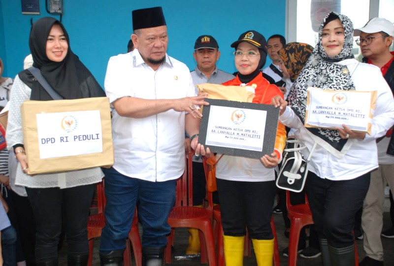 LaNyala Salurkan Bantuan Korban Banjir Jakarta Dan Bekasi