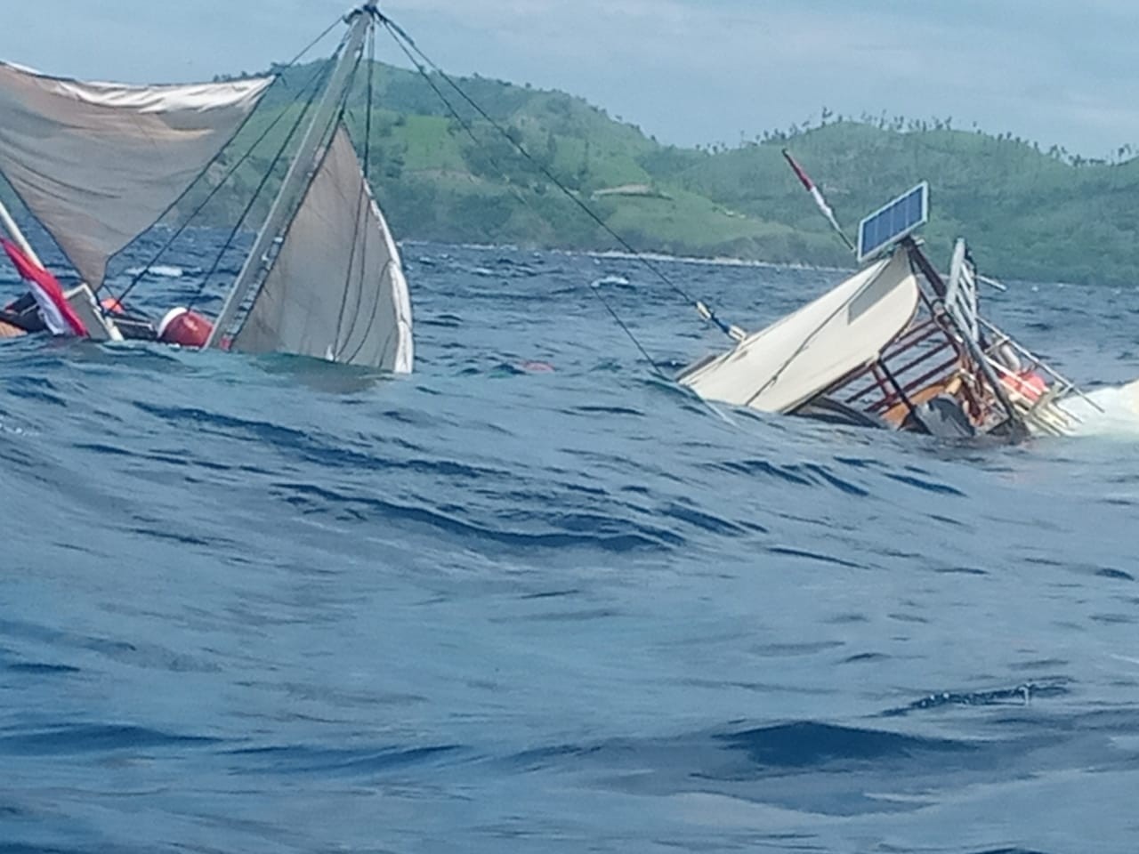 Alhamdulillah, Wartawan Istana yang Kapalnya Terbalik di Labuan Bajo Selamat