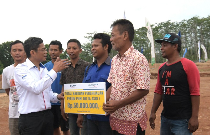 BTN Salurkan  Bantuan Penghijauan