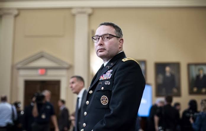 Trump Pecat Penasihat Senior Dewan Keamanan As yang Bersaksi Memberatkannya