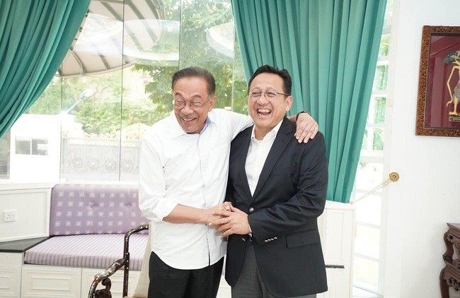 Pertemuan Dua Negarawan Mantan Narapidana