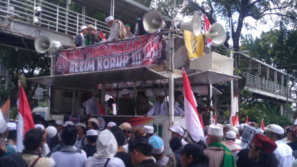 Massa Aksi 212 Minta Ahok Mundur dari Pertamina 