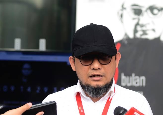 Orang Buta dan Obor Kehidupan: Catatan Buat Novel Baswedan
