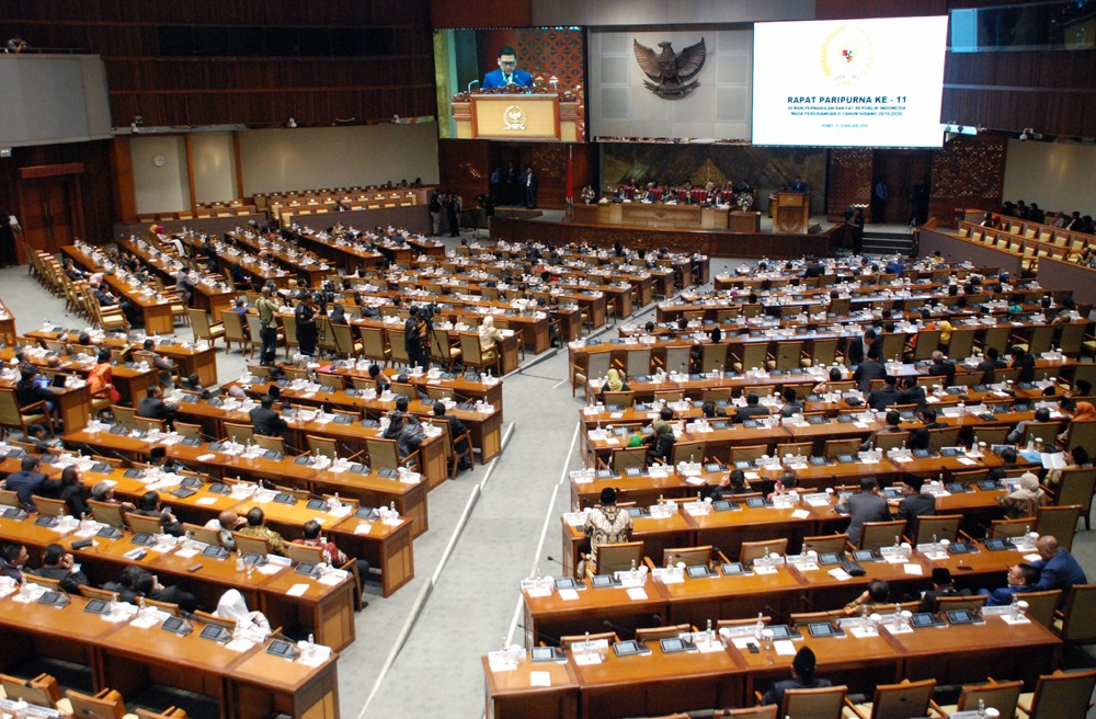 Sidang Paripurna DPR Ke 11