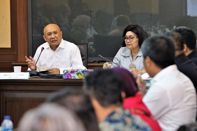 Industri Rotan Alami Kelangkaan Pasokan, Teten Duga Ada Penyeludupan