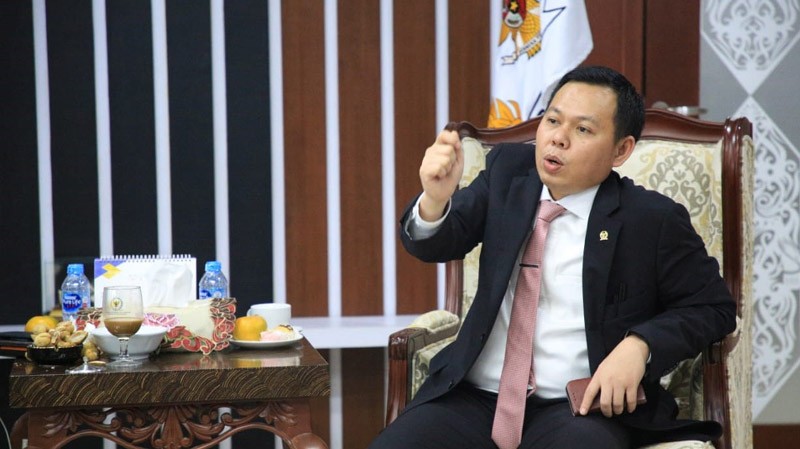 Wakil Ketua DPD RI Sultan B. Najamudin, Sarankan Pemerintah Bentuk Crisis Centre Covid-19