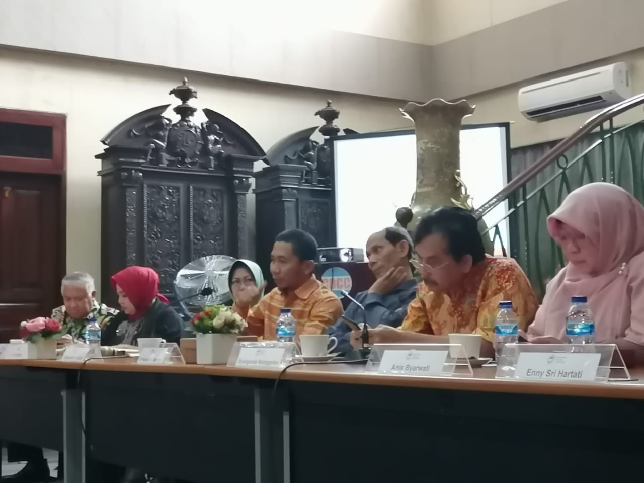 Jika Pertumbuhan Ekonomi Terus Turun, 6 Bulan Lagi Jokowi Bakal Nyungsep