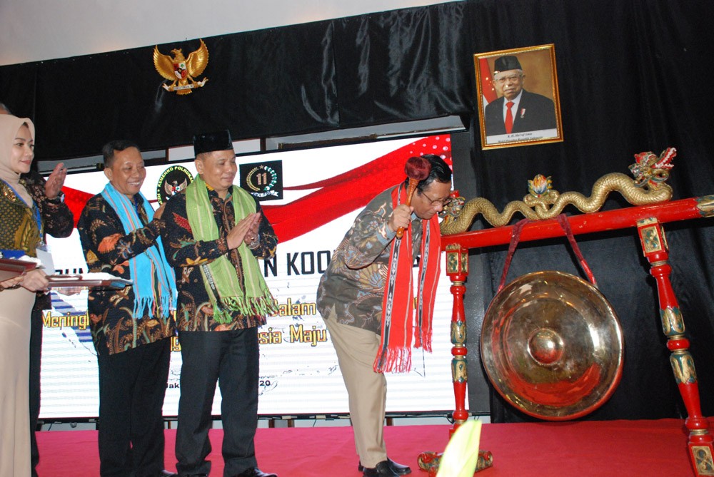 Seminar Keluarga Mahasiswa Dan Alumni Penerima Beasiswa Supersemar