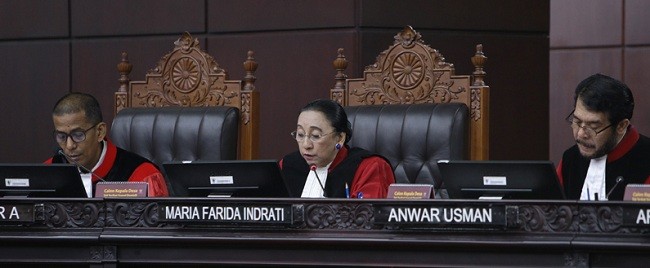 Mantan Hakim MK: Pak Jokowi Itu 'Nyumpahi' Diri Sendiri
