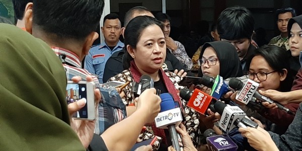 Ketua DPR Minta Pemerintah Gratiskan Pengobatan Pasien Corona