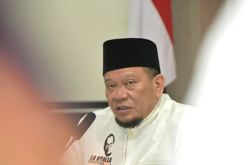 Terkait Covid 19, Ketua DPD LaNyala Minta Senator Pantau Kebijakan Pusat Di Daerah.
