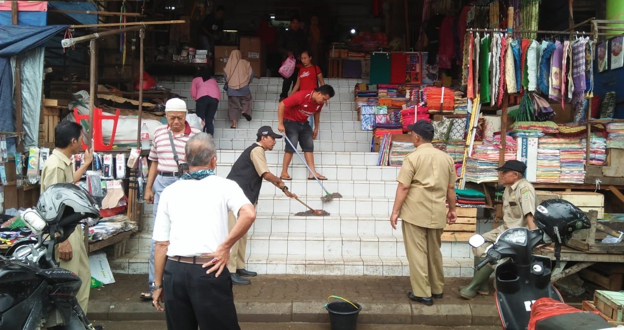 Ciptakan Pasar Tambun Juara, Ade Asma Bangga Programnya Didukung Para Pedagang