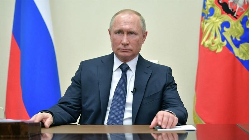 Perlambat Corona, Putin Perpanjang Bebas Kerja Hingga 30 April