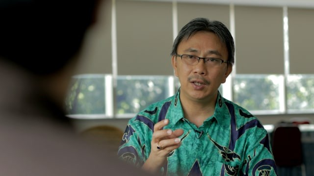 Jerry Sumampouw: Pemerintah Pusat Dan Pemprov DKI Berhenti Saling Tuding, Itu Tak Bermoral