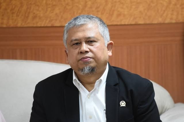 DPR: Bagaimana Mau Masuk New Normal Kalau Angka Kematian Belum Terkendali