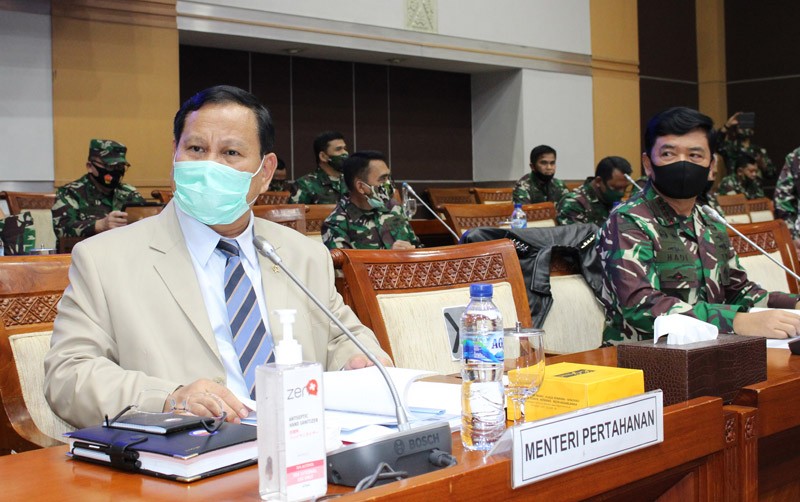 Komisi I DPR  Raker Dengan Menhan  Dan Panglima TNI