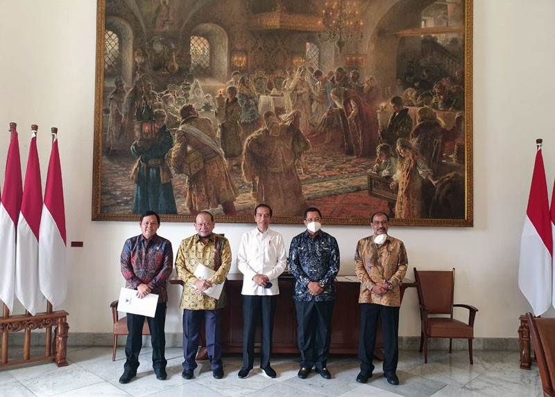 Bertemu Pimpinan DPD, Jokowi Setuju Perkuat Pendidikan Islam