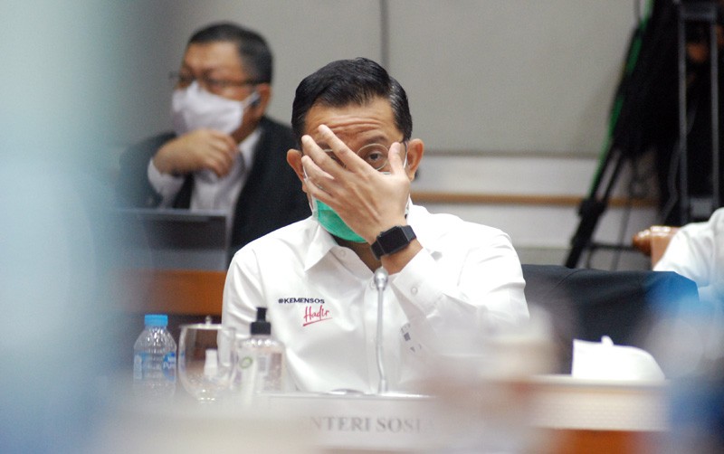 Komisi VIII DPR Raker Dengan  Mensos Juliandri