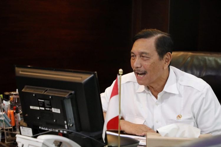 Jokowi Ditantang Berani Tidak Reshuffle Luhut Dan Sri Mulyani?