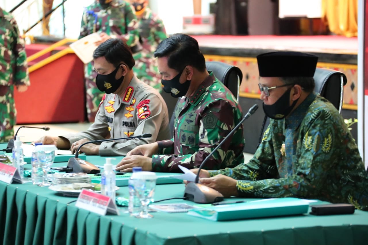 Strategi Intervensi Berbasis Lokal Perangi Pandemi Covid-19