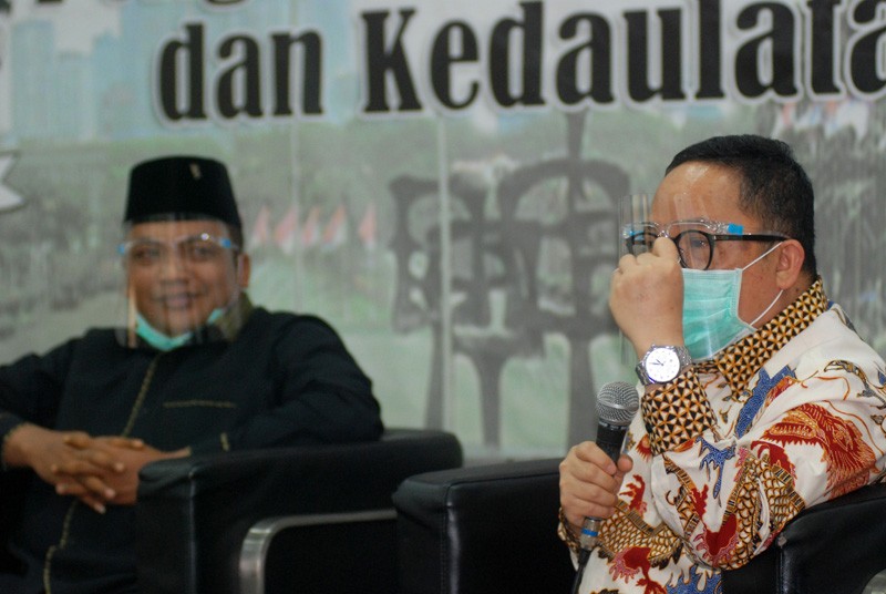 Diskusi Empat Pilar MPR  " Membentuk Karakter Bangsa: Pancasila Masuk Kurikulum Pendidikan?"