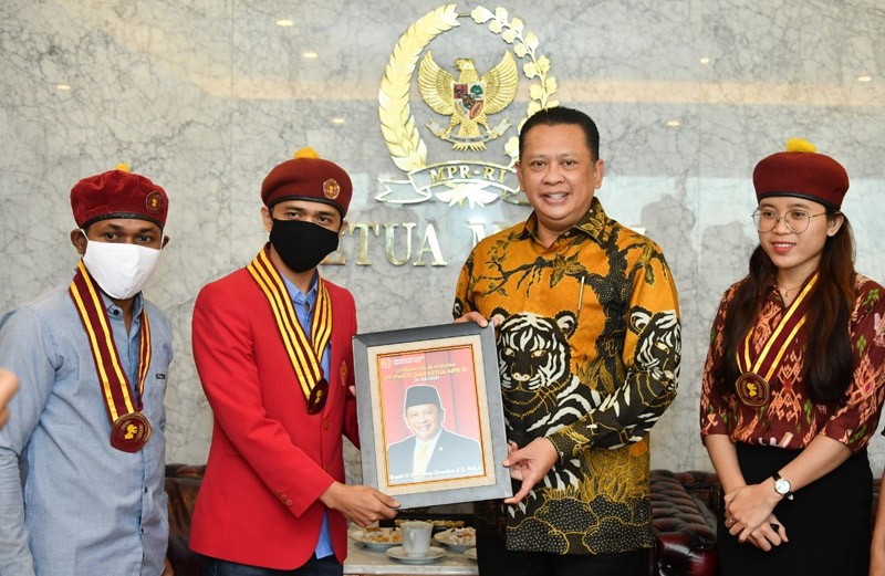 Bertemu PMKRI, Bamsoet Ajak Generasi Milenial Turut Wujudkan Perdamaian Dunia