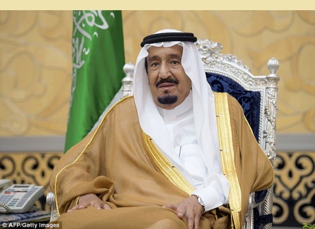 Geger, Terdengar Tembakan di Sekitar Istana Saudi Setelah Raja Salman Dibawa ke RS