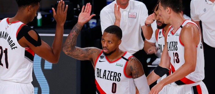 Blazer Menang Tipis Dari Philadelphia