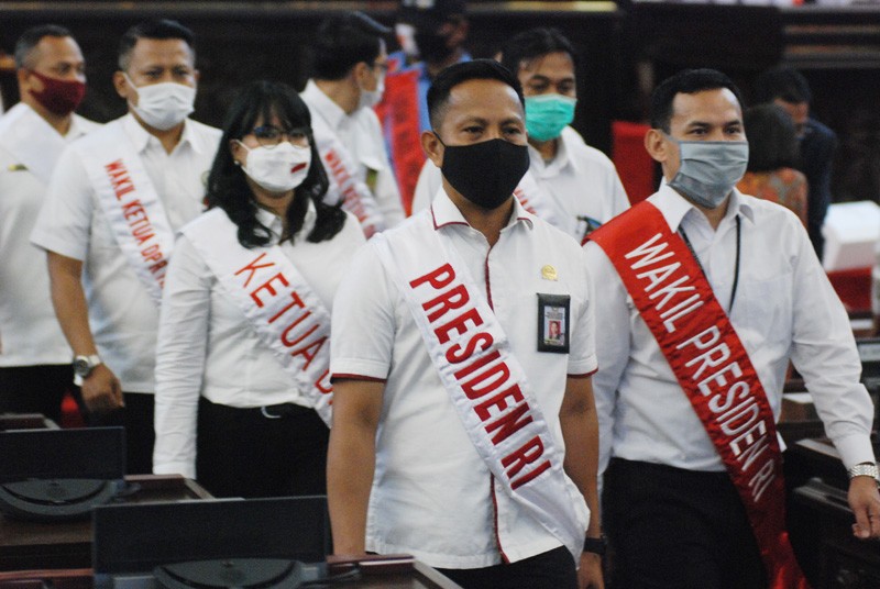 Gladi Kotor Menyambut Pidato Presiden Jokowi Di MPR