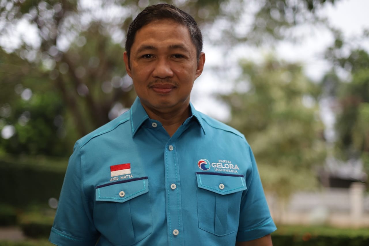 Tukang Kritik Diberi Bintang Jasa, Anis Matta: Pisahkan Kehidupan Bernegara dan Berpolitik