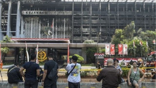 Waduh, Gedung Kejagung Yang Terbakar Ternyata Belum Diasuransi?